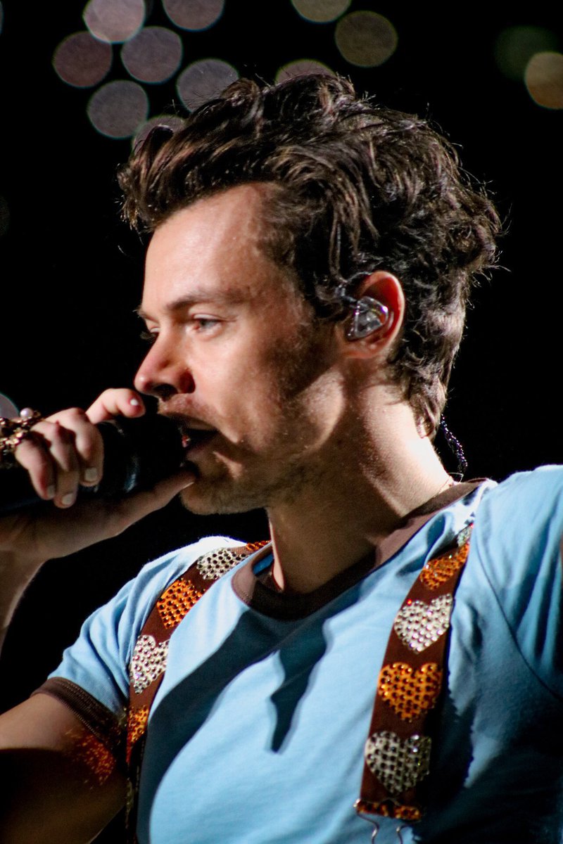 World Notes 1D tweet media