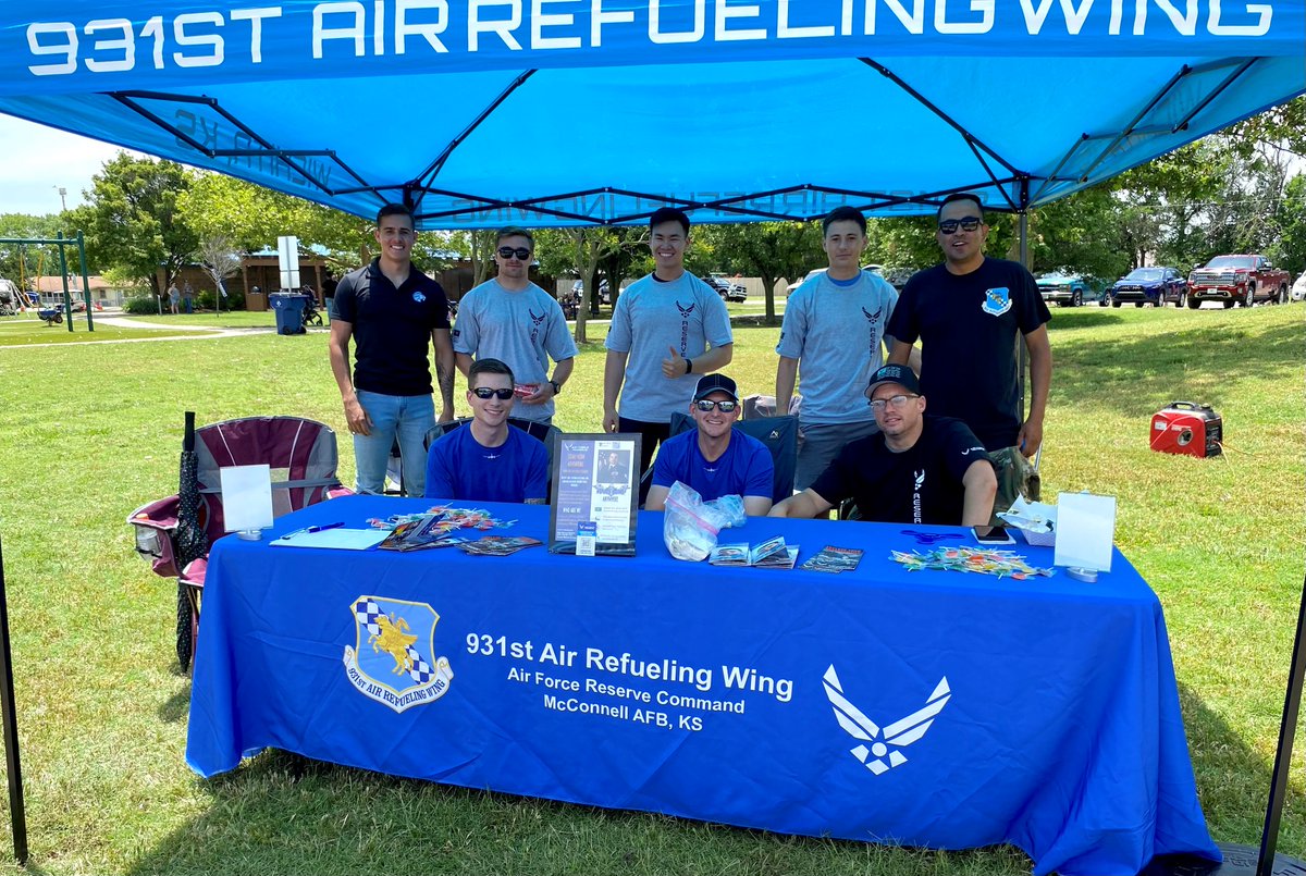931Arw's tweet photo. This past weekend, KANZA Warriors of the 931st Air Refueling Wing volunteered at the Smoke on the Plains Derby BBQ Fest June 9-10.

While there, 931st members took time to discuss the Reserve mission and it's capabilities. #ReserveReform #TeamMcConnell https://t.co/79IuEL2gHb
