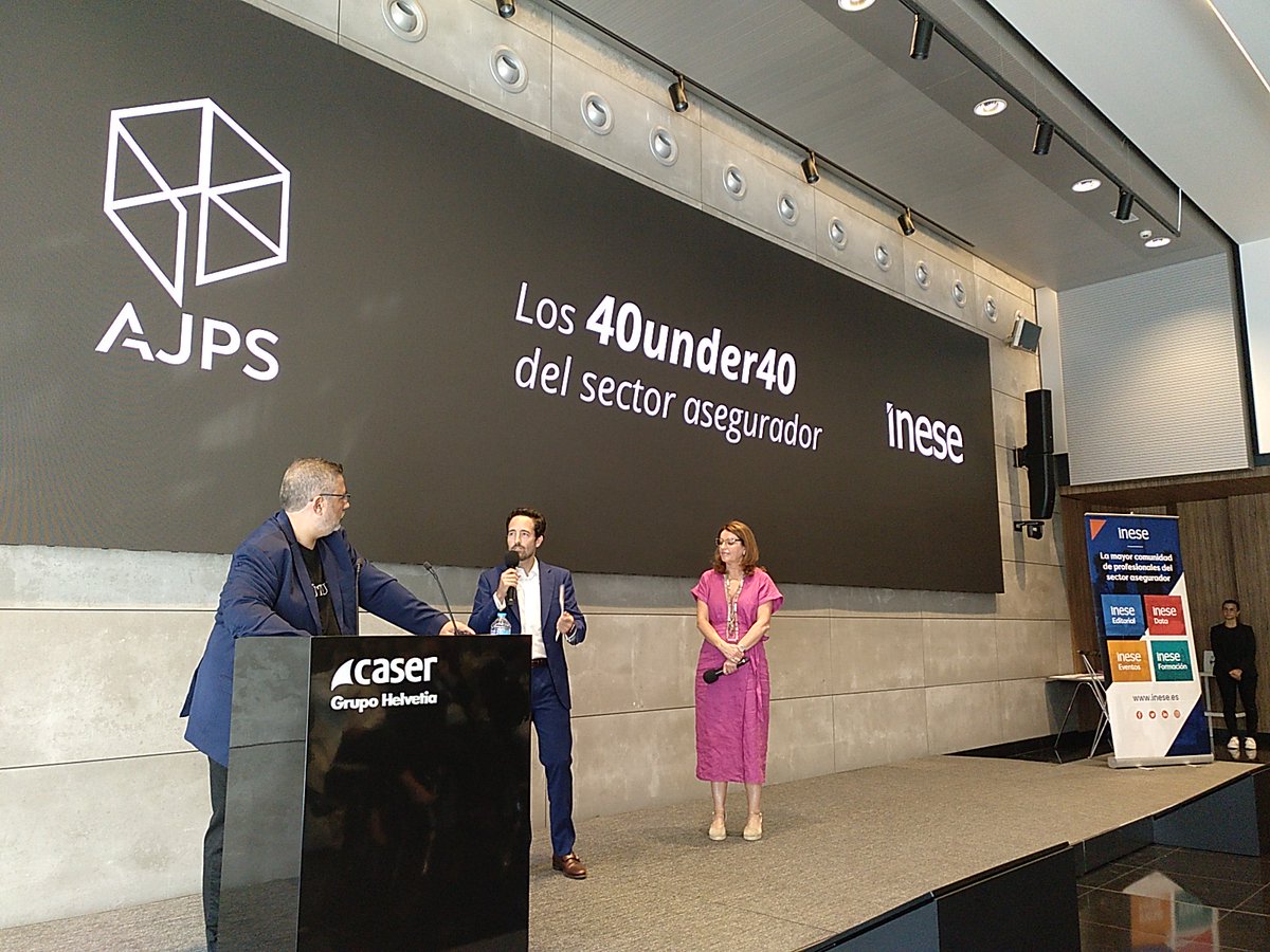 #40under40 Los representantes de la <a href="/ajps_spain/">AJPS_Spain</a> Andrés L. Quiles y de <a href="/Inese_seguros/">INESE</a> , <a href="/madsperez/">Susana Pérez</a> , responden a las preguntas de <a href="/jlcendrero/">José Luis Cendrero 📣</a> sobre la convocatoria.