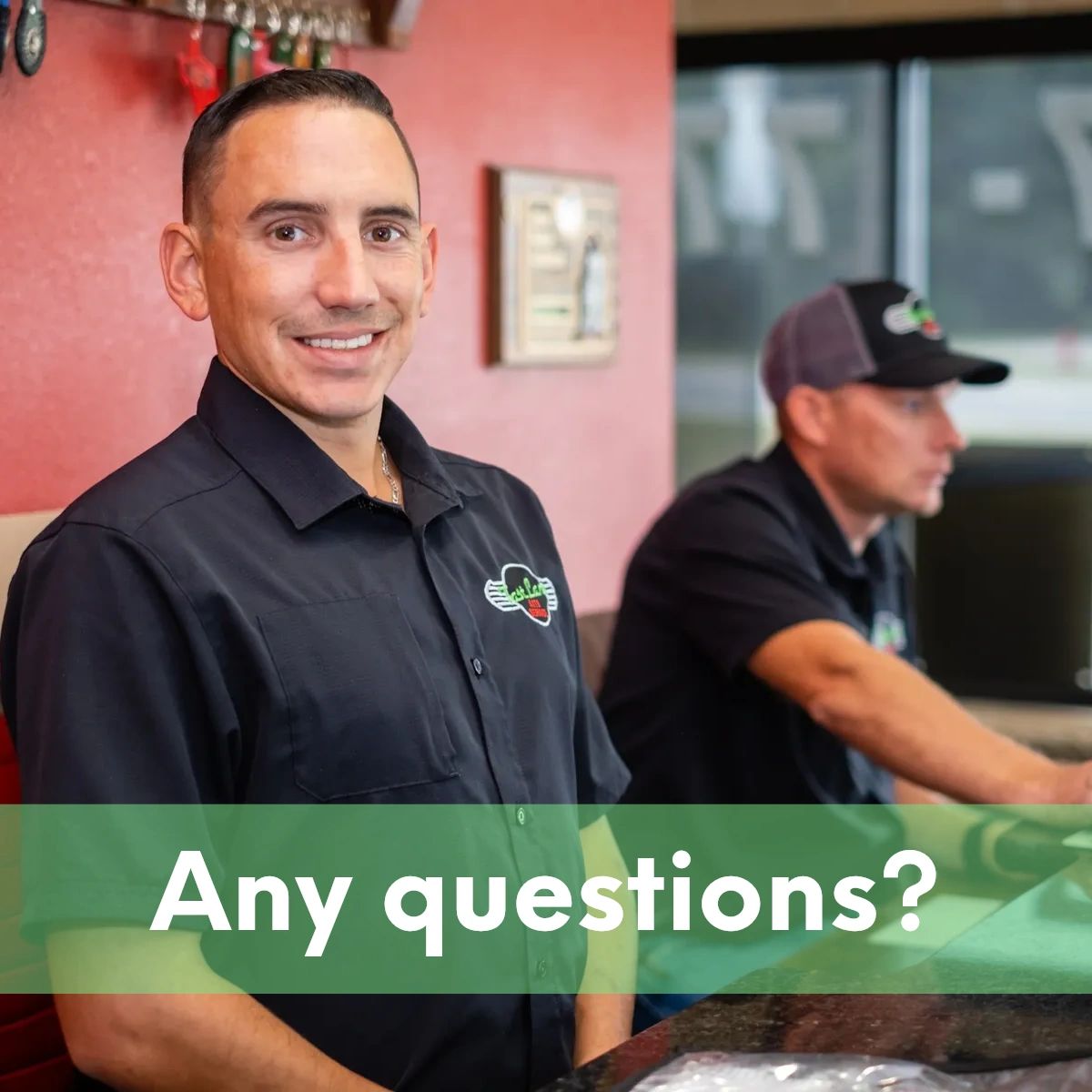 FastLaneAutoCC's tweet image. When you have questions about the state of your repairs, we&apos;ll always have answers for you. We know how important communication is, and you can always count on us to keep you in the loop. #FastLaneAutoService #FastLane #AutoService #AutoRepair #OilChange #mechanics