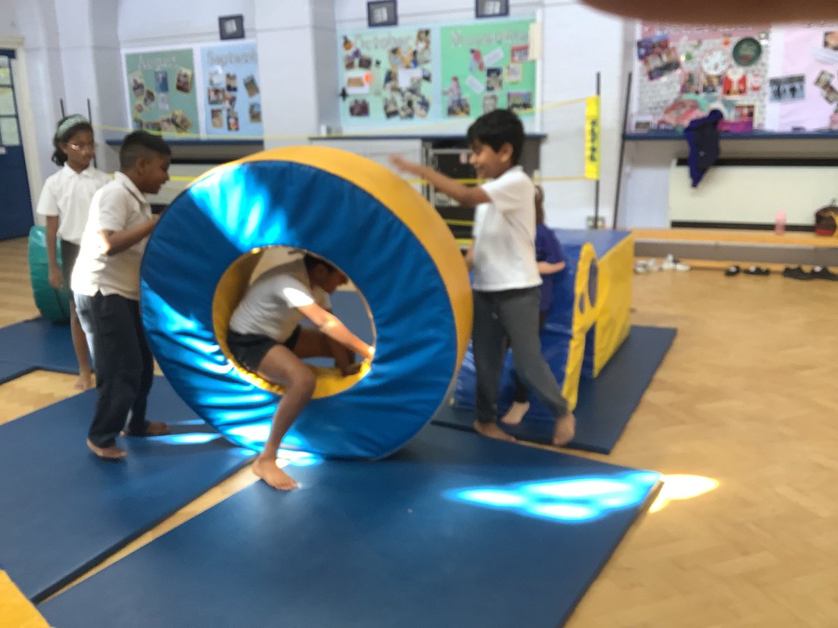 We got the soft play equipment out and had a go at acrobatic gymnastics today at gymnastics club. Was great to see all the children engaged and having fun! @HazelSchool