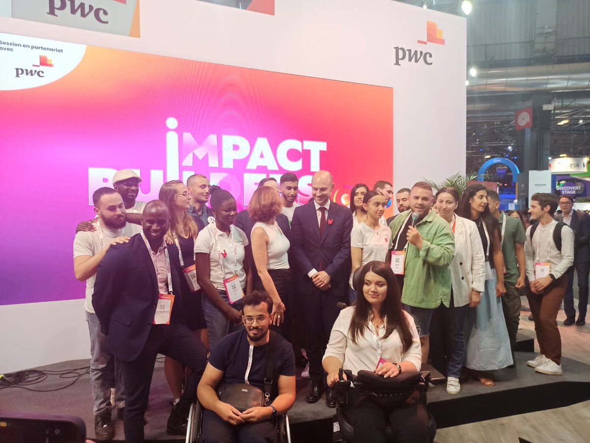 #Thread [1/4]💡 Les #ImpactBuilders, c’est un programme créé pour 9 entrepreneur·es qui cassent les codes et agissent pour une société plus juste en innovant dans des domaines variés tel que la santé, l'éducation ou encore l'écologie ✨