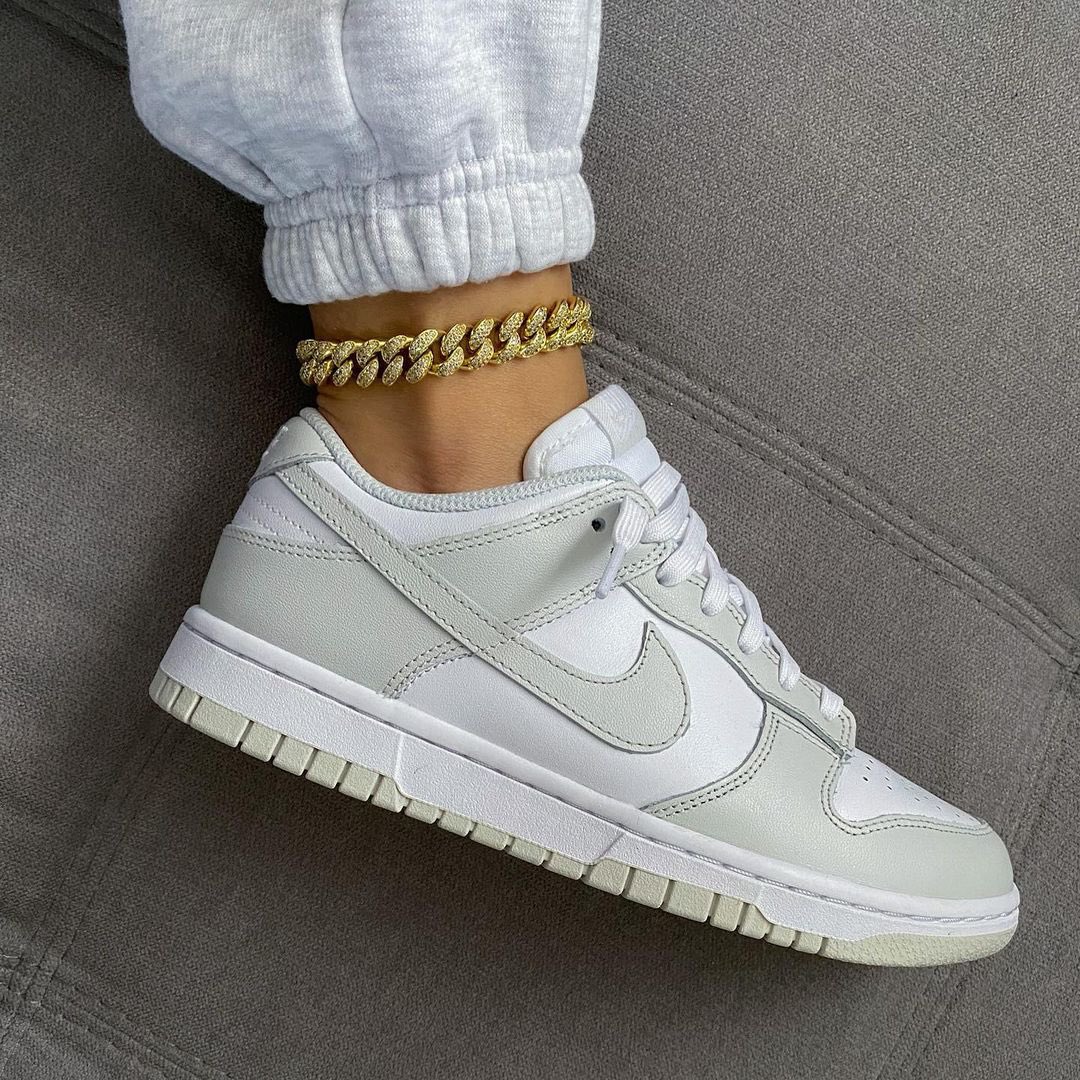 needdulove's tweet photo. Elle est grave belle cette paire https://t.co/yFfMeJyfiX