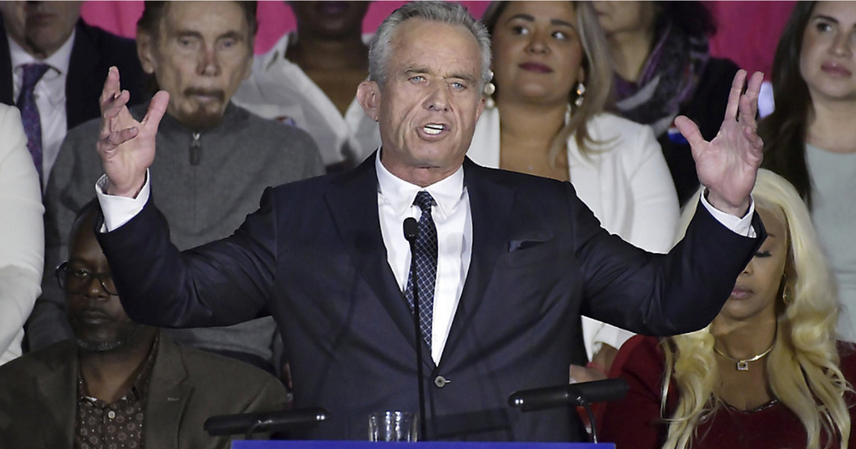 Ron Paul tweet media