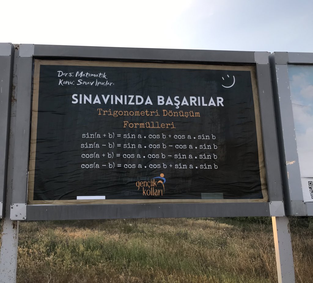 akgenclikcumra's tweet photo. Belki aklınızda kalır diye bilboardları sınava yönelik ipuçlarıyla donattık 😊 https://t.co/KFNMZsVXvn