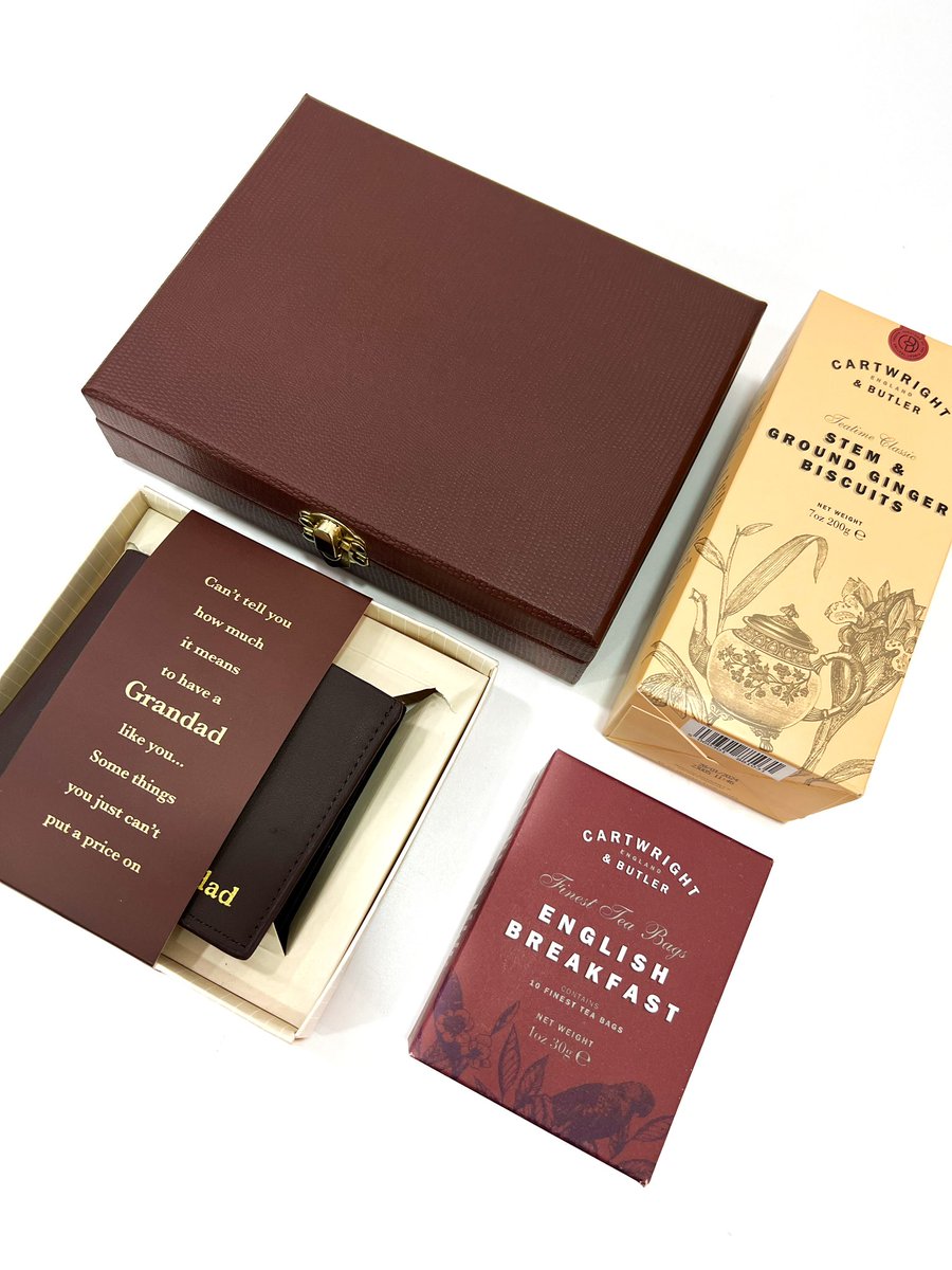 genies_box's tweet photo. Grandads aren’t left out as well 😍.
Slide 1&amp;2: N39,000
Slide 3: N68,000
Slide 4: N38,000 https://t.co/iqT8wKo0gS