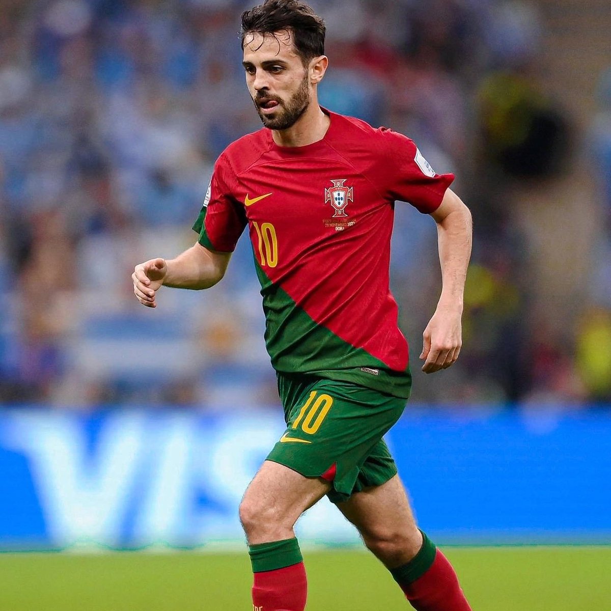 Bernardo Silva 💬🇵🇹 : "Gagner un titre avec le Portugal ? C'est l'un de mes rêves. J'espère le réaliser même si ce n'est pas facile. Je rêve de gagner un Euro ou une Coupe du Monde pour le Portugal. C'est ce qui me manque. Je vais travailler pour y arriver."