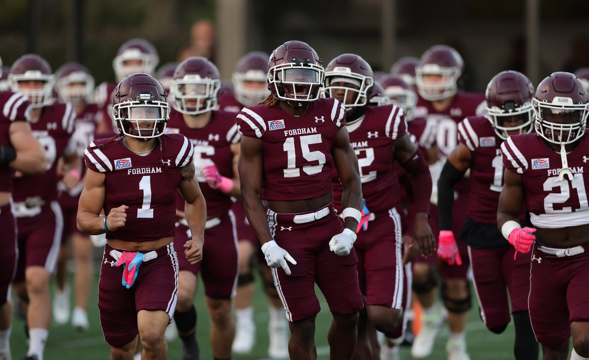 #AGTG After a great conversation with @_CoachBurns . I'm blessed to receive my 16th offer from Fordham University!! @Ck2Sports @longviewgameday. @Lobo_Football @coachjohnking