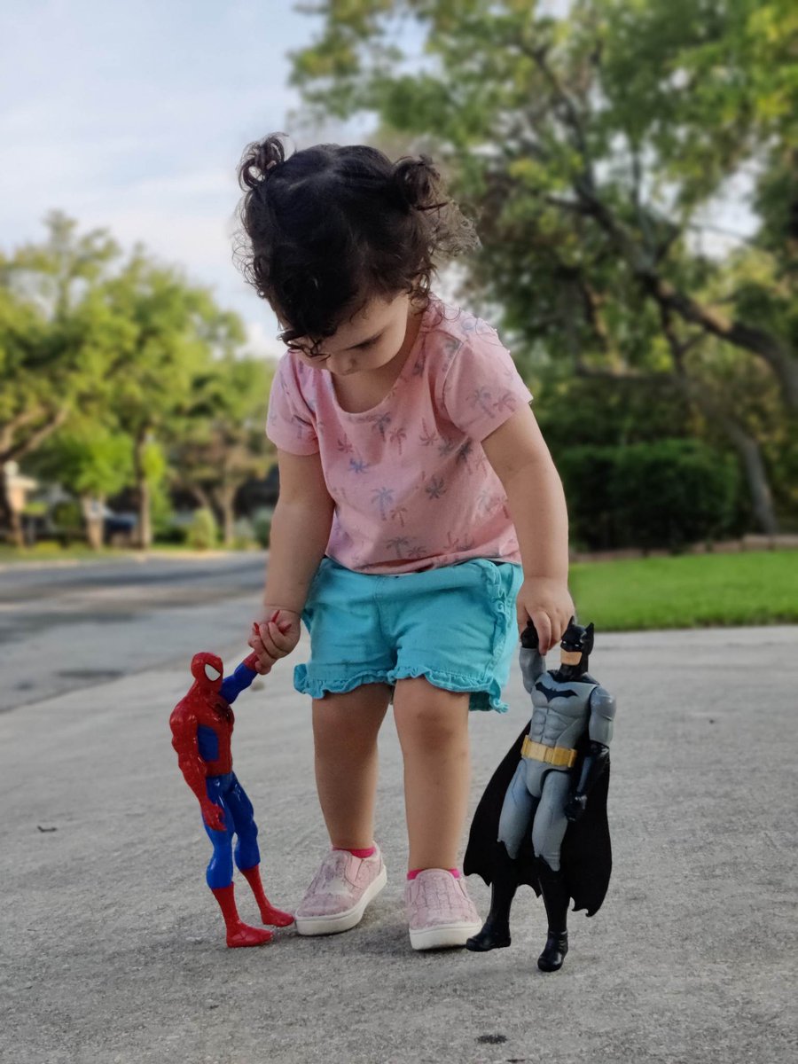 Our 2-year-old daughter took "Baby #Spiderman" &amp; "Baby #Batman" on a walk... bridging the gap between #Marvel &amp; #DC. 🦸‍♀️🦸‍♂️
📷: <a href="/AnneMMelendez/">Anne Marie Melendez</a>