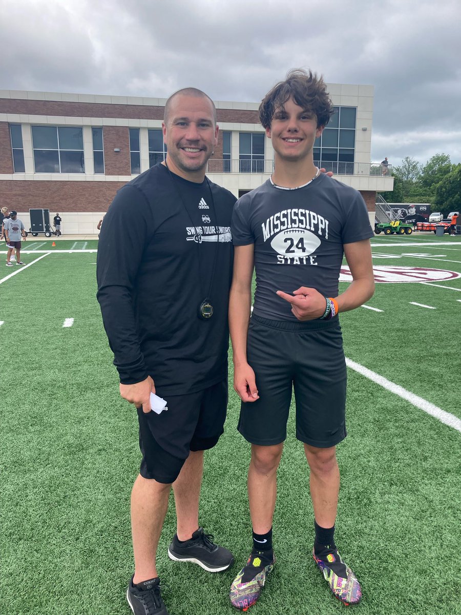 Tracewilson_22's tweet photo. I had a great camp today at Mississippi state. Learned a lot and met a lot of coaches including Tupelo legend @_CoachBump . @CoachZachArnett @Coach_MBrock @MacCorleone74 @PrepRedzoneMS @TupeloMiddleFB @Calhoun__23 https://t.co/ZEVOsDgCvg