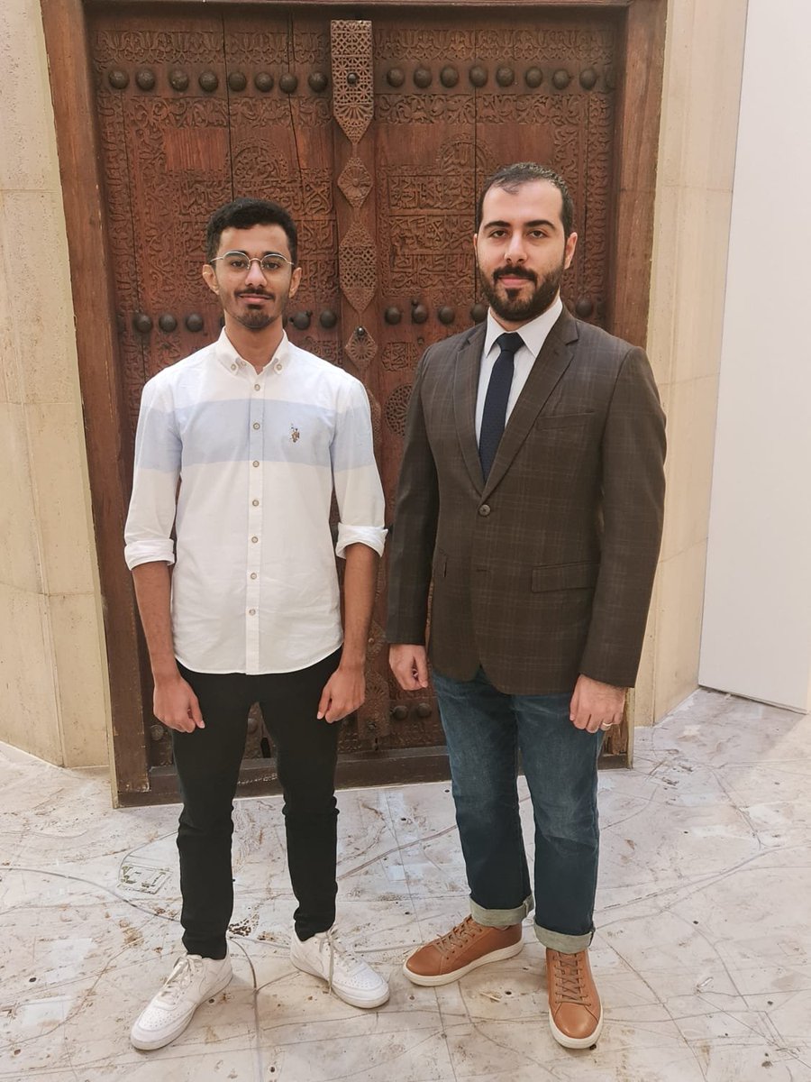 عبدالرحمن مصيباح (@proabdulrahmna) on Twitter photo اخر يوم تدريب في <a href="/awscloud/">Amazon Web Services</a>
4 شهور كانت جميلة، ممتعة جدا، تعلمت فيها الكثير منهم
راح اتكلم عن تفاصيل التجربة هنا اخر يوم تدريب في <a href="/awscloud/">Amazon Web Services</a>
4 شهور كانت جميلة، ممتعة جدا، تعلمت فيها الكثير منهم
راح اتكلم عن تفاصيل التجربة هنا