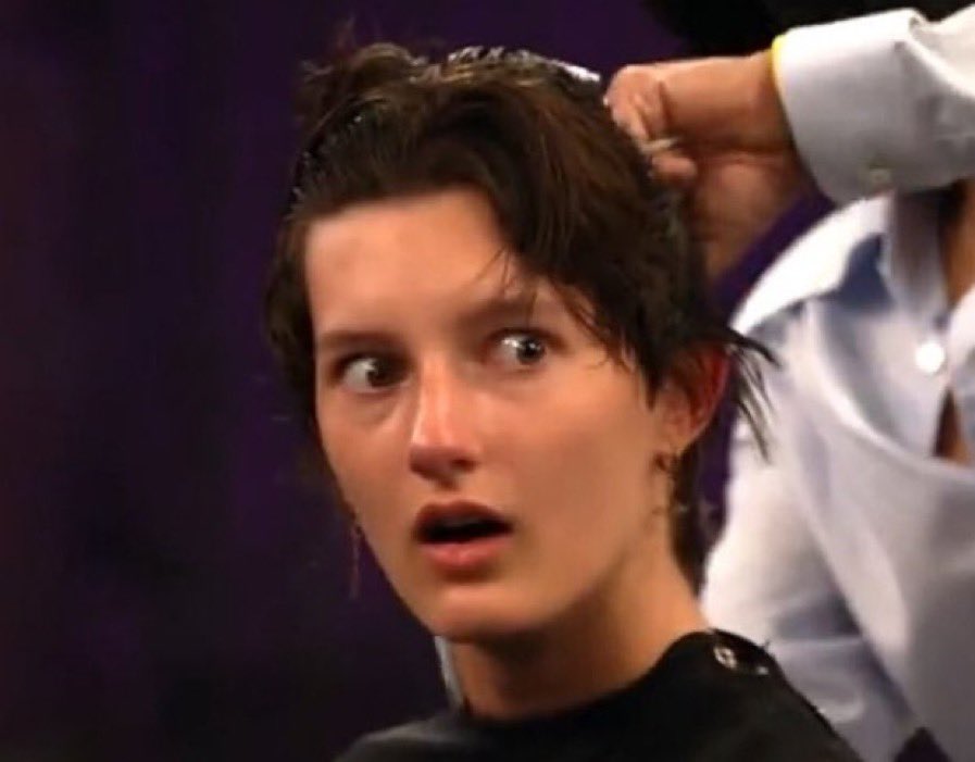 _janinasmile's tweet photo. Selma?!  #GNTM https://t.co/4IAFug6K2u
