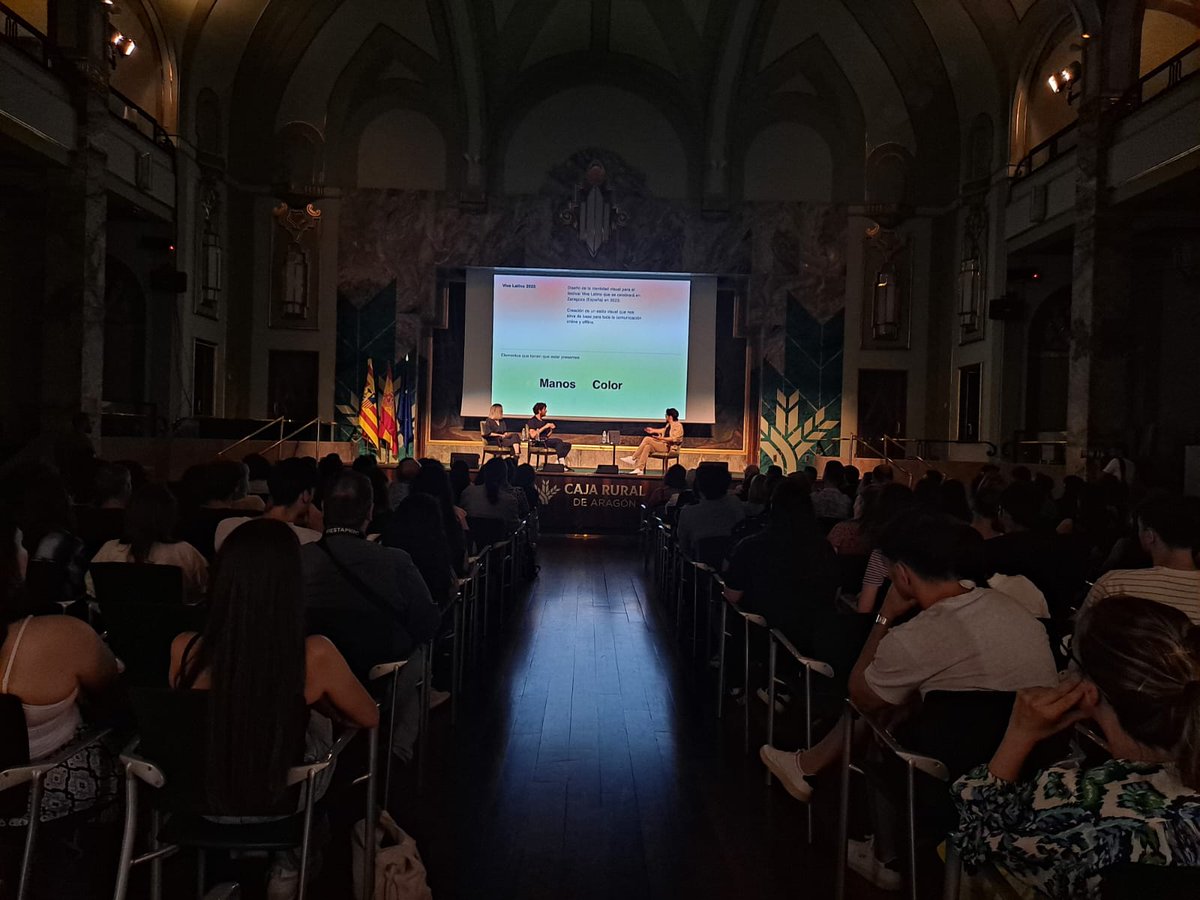 Caja Rural de Aragón (@cajaruralaragon) on Twitter photo Miguel Frago y @UniversoShuarma han conversado esta tarde en el histórico Edificio <a href="/CajaRuralAragon/">Caja Rural de Aragón</a> de #Zaragoza sobre el diseño de <a href="/vivelatino_es/">Vive Latino España</a>
Y mañana a las 20,00 h. la 🎶 musica y magia de Calavera en la terraza de La Joya Modernista de Zaragoza Miguel Frago y @UniversoShuarma han conversado esta tarde en el histórico Edificio <a href="/CajaRuralAragon/">Caja Rural de Aragón</a> de #Zaragoza sobre el diseño de <a href="/vivelatino_es/">Vive Latino España</a>
Y mañana a las 20,00 h. la 🎶 musica y magia de Calavera en la terraza de La Joya Modernista de Zaragoza