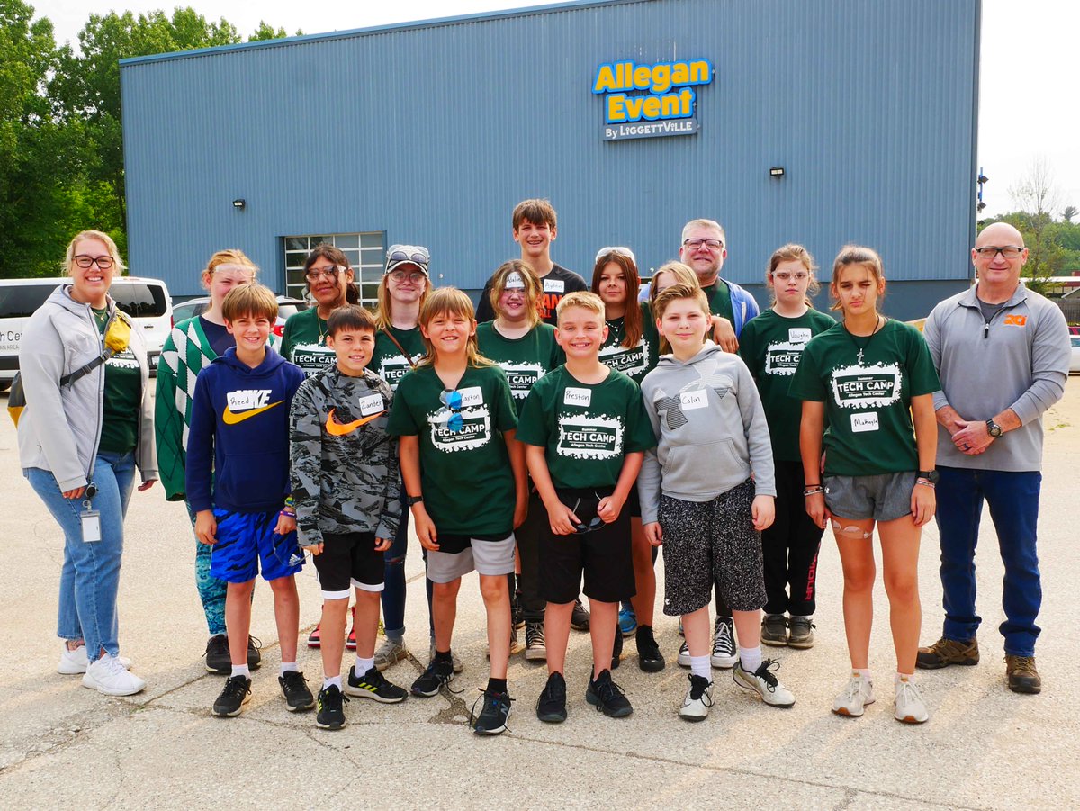 Today, a group of students from the Allegan Area ESA Summer Tech Camp toured RCI Adventure Products office and manufacturing facilities to learn about the many different departments and ended at Allegan Event for some fun!