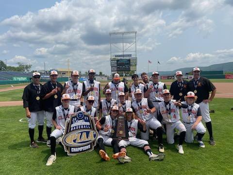 #PIAABaseball
Class 1A Clarion Area d DuBois CC 4-1 to claim the 2023 1A Baseball Championship.