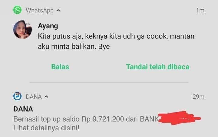 Bingung harus sedih atau bahagia