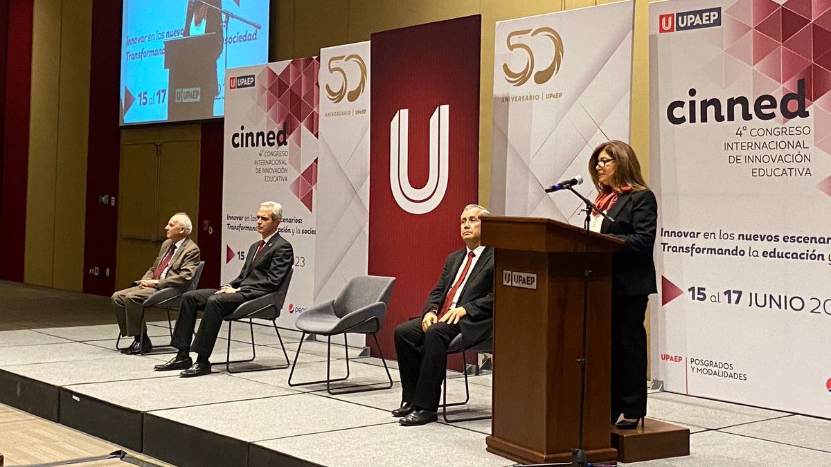 UPAEP's tweet photo. María de Lourdes Vergara Directora de Innovación Educativa, durante la inauguración del 4to Congreso Internacional de Innovación Educativa, indicó que es necesario reflexionar sobre las prácticas formativas, el intercambio de ideas y nuevas prácticas docentes.
#CINNED #UPAEP https://t.co/tBqlHAS95B