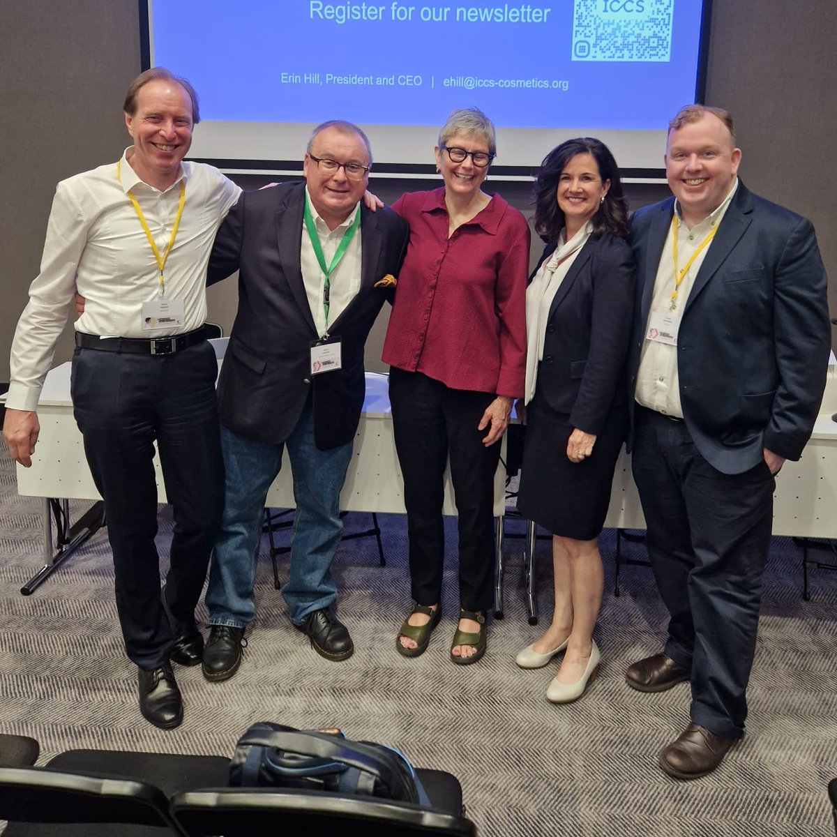 AFSAcollab's tweet photo. We're excited for the opportunity to connect with stakeholders and share the news of our #AFSAMasterClass with #ICCS at #CEAC2022 in Brussels. 🤝💄⚗
📸 Horst Wenck, Darren Praznik, @CWillettHSI, Erin Hill, @gvnmxwll
@CosmeticsEur #AnimalFreeSafety #TheFutureofToxicology https://t.co/k1MzRF9heY