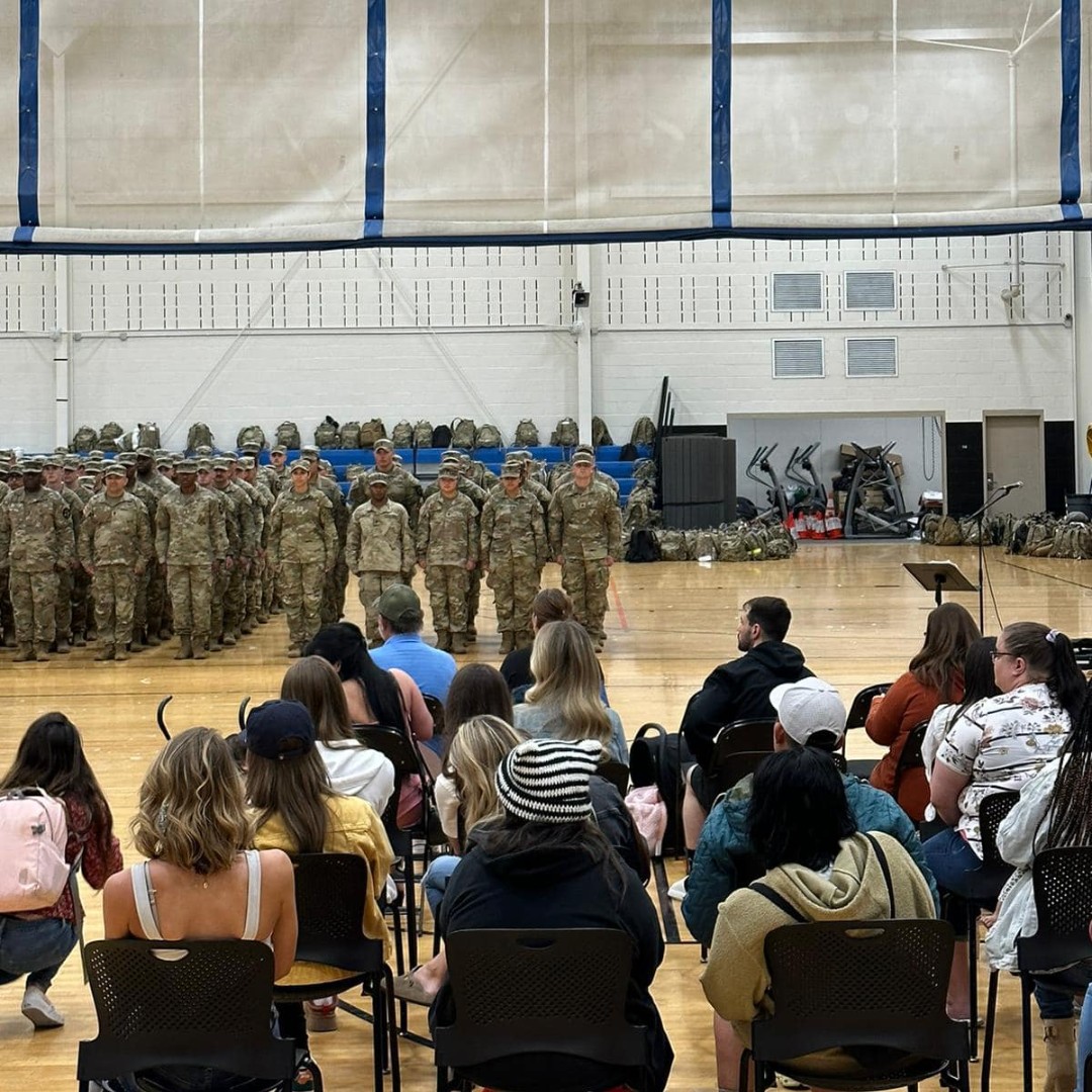 MPRAONLINE's tweet photo. Please join us in welcoming home the 54th MP Company!
#MPRA #MilitaryPolice #USArmyMPs #ArmyMilitaryPolice #OftheTroops #FortheTroops #AssistProtectDefend https://t.co/Jx31QhvbPm