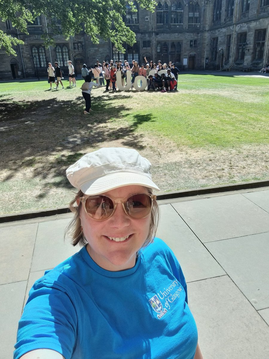 Over 16k steps done helping at @UofGlasgow Open Day 🥵. Glorious sunshine and such lovely prospective students and parents. I really enjoyed taking time out of my normal role to do this. Really good for the soul (but not the soles of my feet! 😁). #TeamUofG