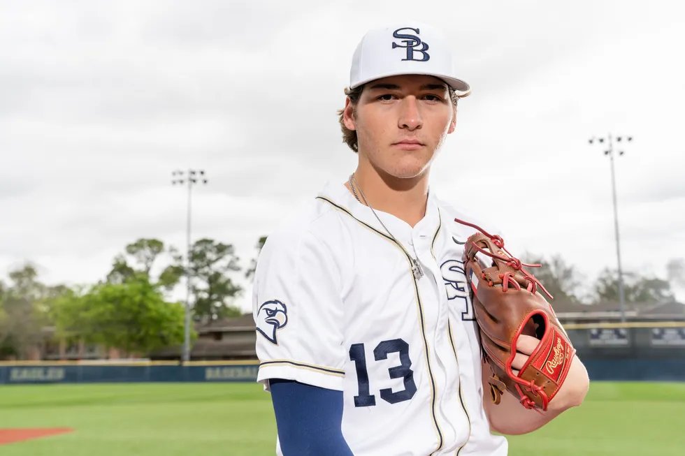 VYPE HOU Private School Baseball Player of the Year Fan Poll Presented By @SunAndSkiSports! Voting closes Thurs, June 22nd at 11:59 pm

Nominees
@aguillon_roland 
@ThibodeauxZach 
@JackHenning2024 
@ColeLanclos12 
@prestons_18 
@luke_edgecomb 

VOTE:vype.com/Texas/Tx-Priva…