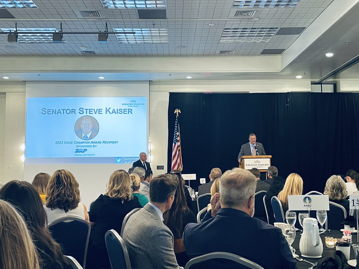 MikePNoble's tweet photo. AZ State Senator #SteveKaiser providing a couple words after receiving the 2023 issue champion award! π₯ https://t.co/qnrXDbbNmT