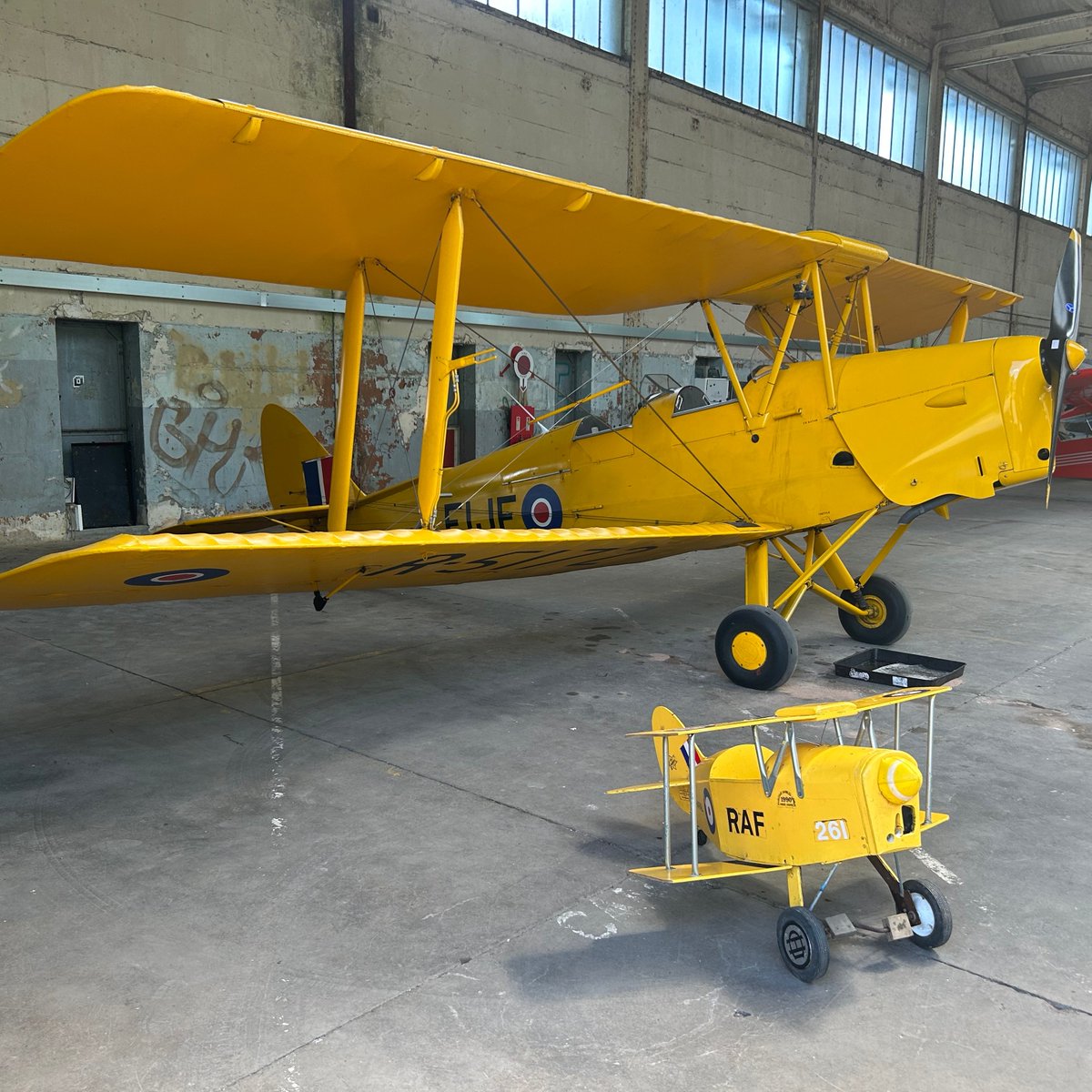 Today we were joined by a miniature friend... rides in both yellow Tigers available at Flywheel <a href="/BicesterH/">Bicester Heritage</a> this weekend 🙂
