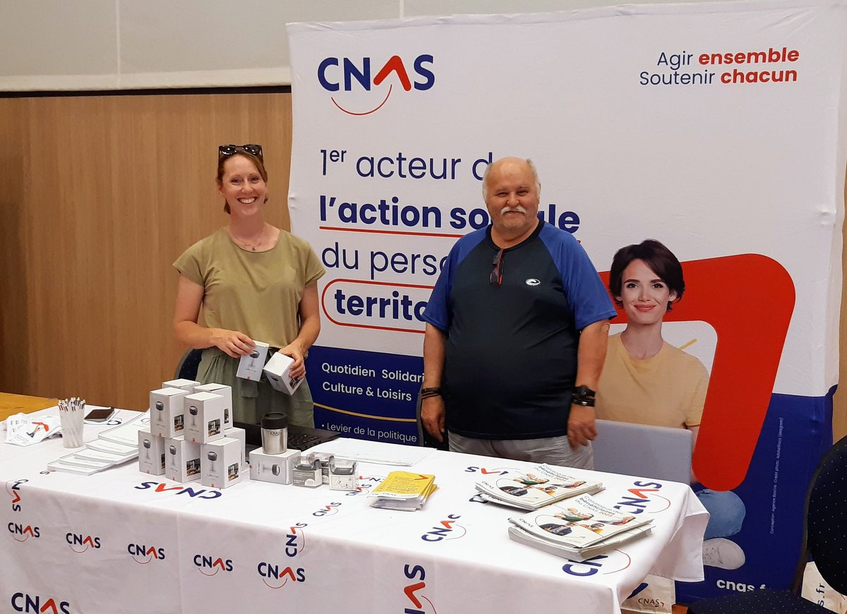 cnas_est's tweet photo. Le #cnas est de retour à l'AG 2023 de l' #amrf70 à #PortsurSaône 👍 Sur ce nouveau stand, animé avec la Délégation Départementale, ce fut un réel plaisir de revenir au contact de la #HauteSaône ! 🙂 https://t.co/CrrXtc7umD