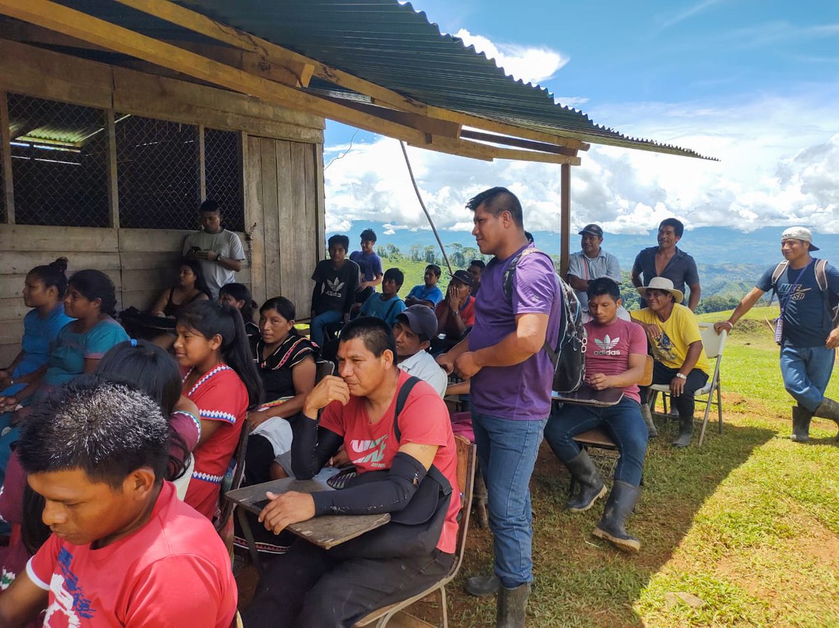 PNUD_CR's tweet photo. El Territorio Indígena Guaymi La Casona comenzó la construcción de su plan ambiental forestal y territorial para orientar la inversión de fondos provenientes del financiamiento climático.
@CRMinae @FonafifoCR
#ProyectoREDD+PBR #CambioClimático #PueblosIndígenas https://t.co/1cFF2mzsxc