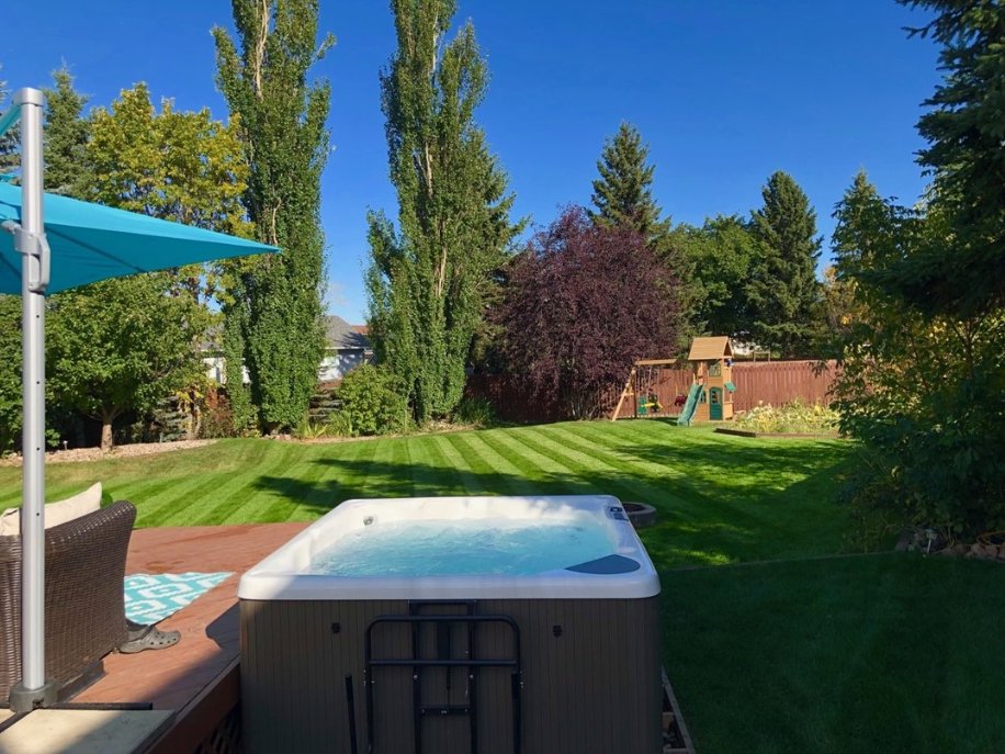 solarahottubs's tweet photo. β°οΈHappy National Nature Photography Day!πΌπ
#Beachcomberyeg #Beachcomberhottubs #Nature #NationalNatureDay #Hottub #Tub #Hottublife #Photography #Relax #Massage #Spa https://t.co/b25T0JBKey