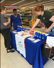 ReachMarionCo's tweet photo. Fresh Bucks near YOU!  
We have Fresh Bucks tabling at two Safeway stores located at 2435 N. Sherman Dr. and 5040 E. 16th St (&amp; Emerson) 

#FreshbucksIndy #Safeway #SNAP #reachmarionco #doubleupbucks #freshfruitsandveggies #healthyindy https://t.co/yekoOFTYaC