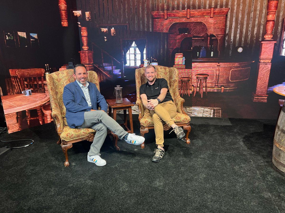 I need a virtual production studio like this, I don’t know why yet but the imagination is running wild! Thanks Jeremy with <a href="/Absen_Inc/">Absen Inc</a> for your time with the <a href="/AVNationTV/">AVNation Media</a> peeps today! 🔥#infocomm23
