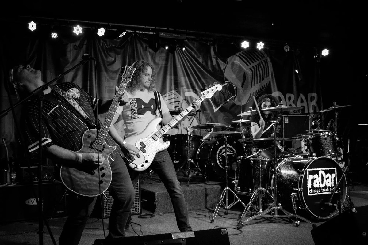 Color_Me_Amused's tweet photo. TONIGHT!!

we’re headlining the first night of @prairiefest down in Oswego!

We go on at 9pm 

Free show!
All ages! 

Come on some rides with us and do some carny stuff before soundcheck!

📸: @shukaloo 

•
•

#chicagolandband #midwestemo #chicagolandbands #localband https://t.co/YumBII4VZf