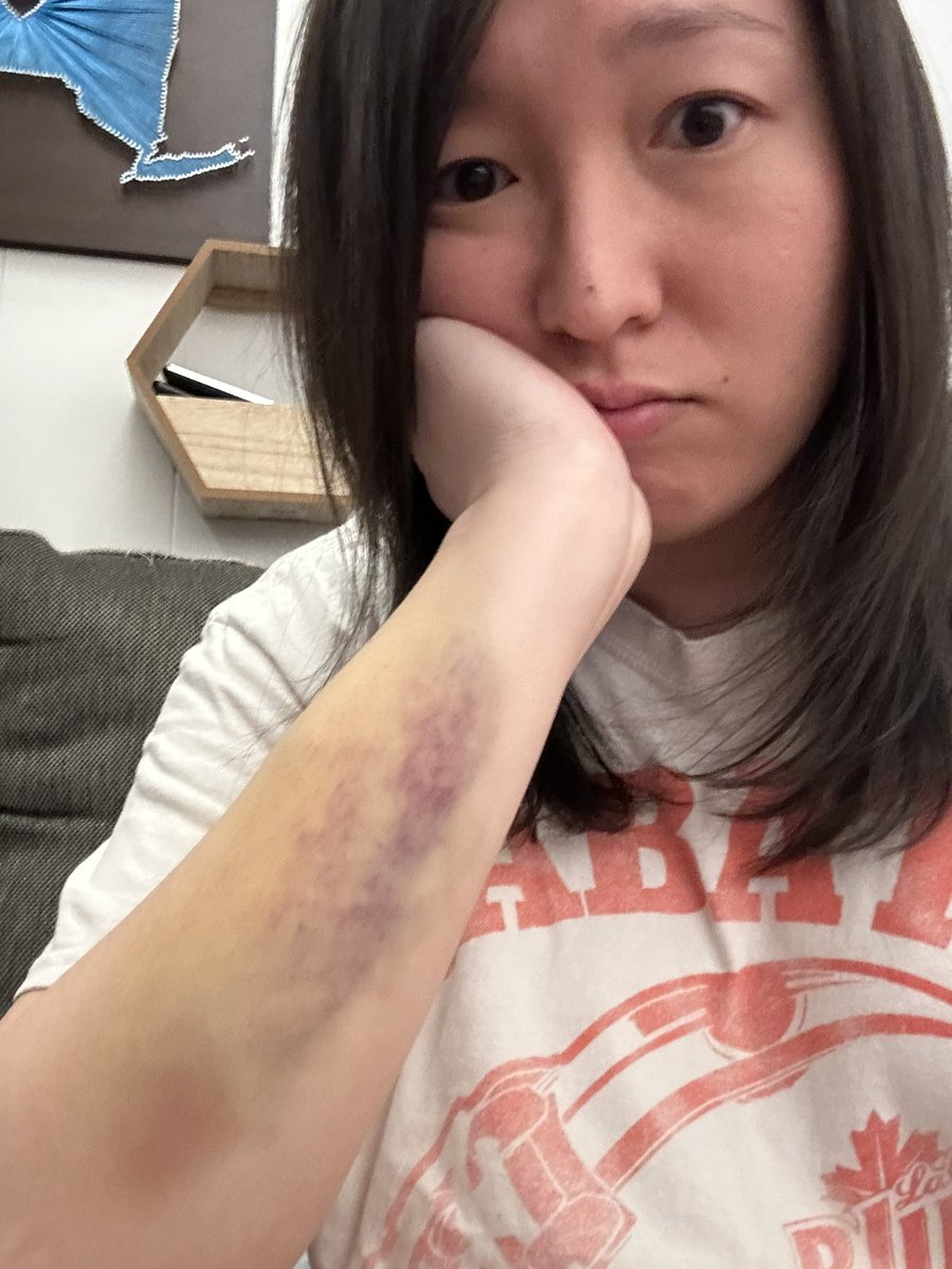 PandaSnuSnu's tweet photo. I know one of the reasons I exist is to help people. I'm good at it. I like doing it. I want to keep doing it. I just wish the universe would give me a break. 10 years &amp; 100,000 miles gone in an instant. https://t.co/FLS7myPheY