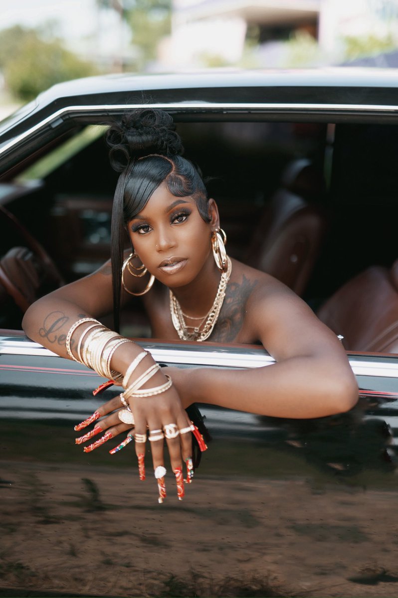 Raeeography's tweet image. I haven’t posted my work on here in awhile but I absolutely love how these turned out 

raeeography.com/blkgirlpaid
raeeography.com/contact