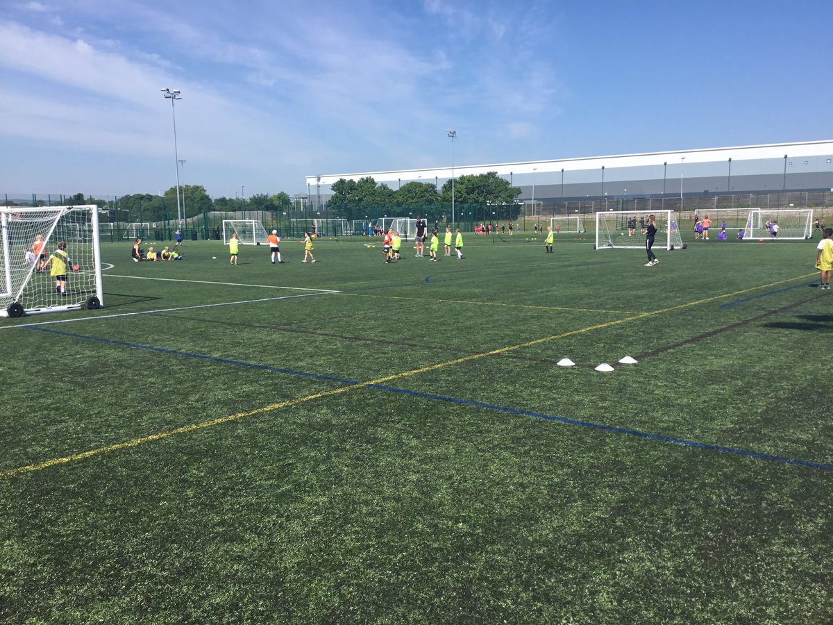 A sunny morning today at our KS1 Football Event! ⚽️🌞