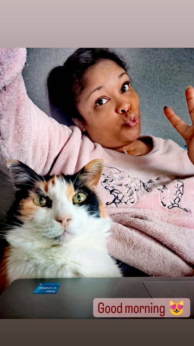 ThatLani's tweet image. #thursday #happythursday #thursdaythings #fakefriday