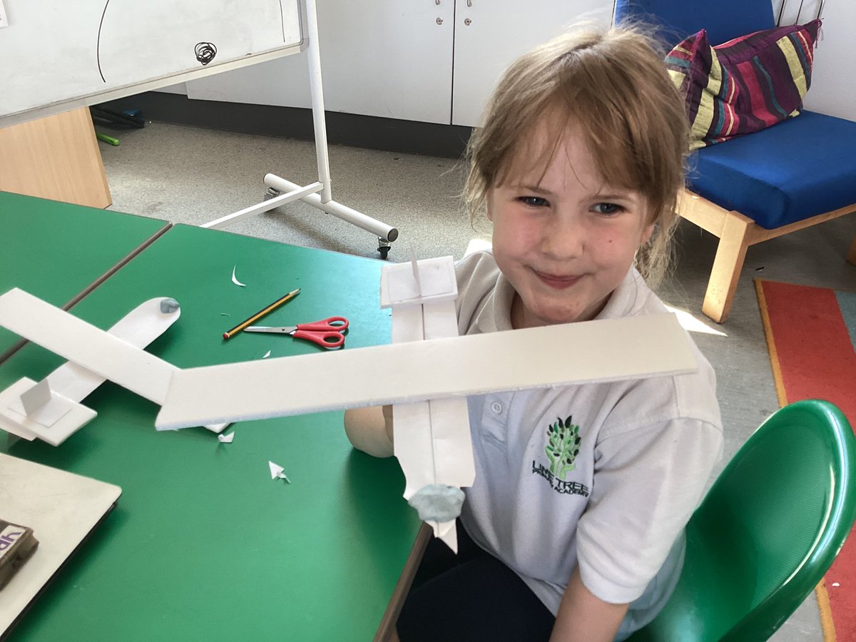Year2TLTPA22's tweet photo. A bit late to the party but we loved our science day. We made some fabulous gliders and learnt all about gravity and fair tests! @MrChryslerLTPA #GSSfS2023 @BrightFuturesET https://t.co/eJlmLCEKZ6