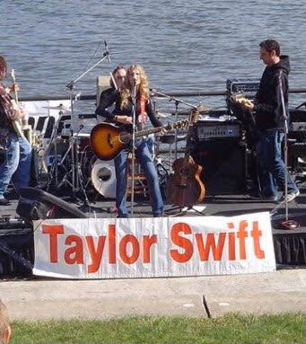 nickputation's tweet image. did she make it?                   yes she did.