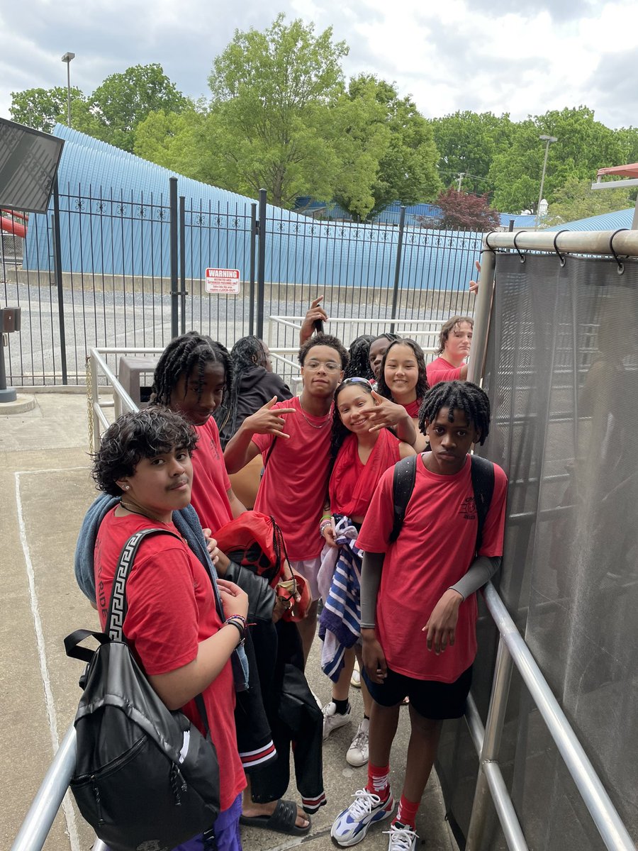 mrHamnettCMS's tweet image. 8th Grade Dorney Park trip 2023 #TeamCommUnity