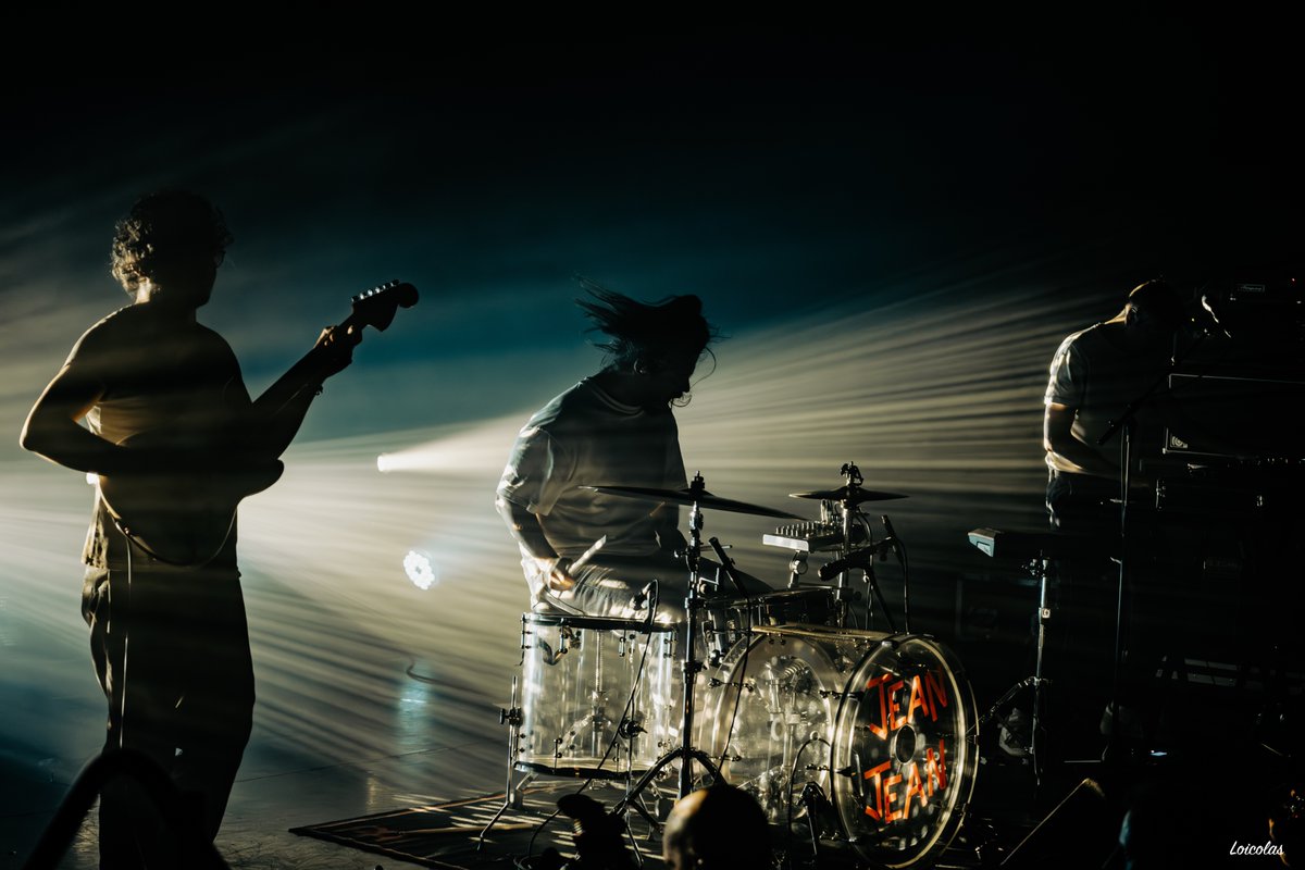 Jean Jean (@jeanjeanband) on Twitter photo On se retrouve demain à l'@Aeronef avec les <a href="/carpenter_brut/">Carpenter Brut</a> et samedi <a href="/LesCuizines/">Les Cuizines</a> avec <a href="/DWTDmusic/">DANCE WITH THE DEAD</a> 💥😍 On se retrouve demain à l'@Aeronef avec les <a href="/carpenter_brut/">Carpenter Brut</a> et samedi <a href="/LesCuizines/">Les Cuizines</a> avec <a href="/DWTDmusic/">DANCE WITH THE DEAD</a> 💥😍