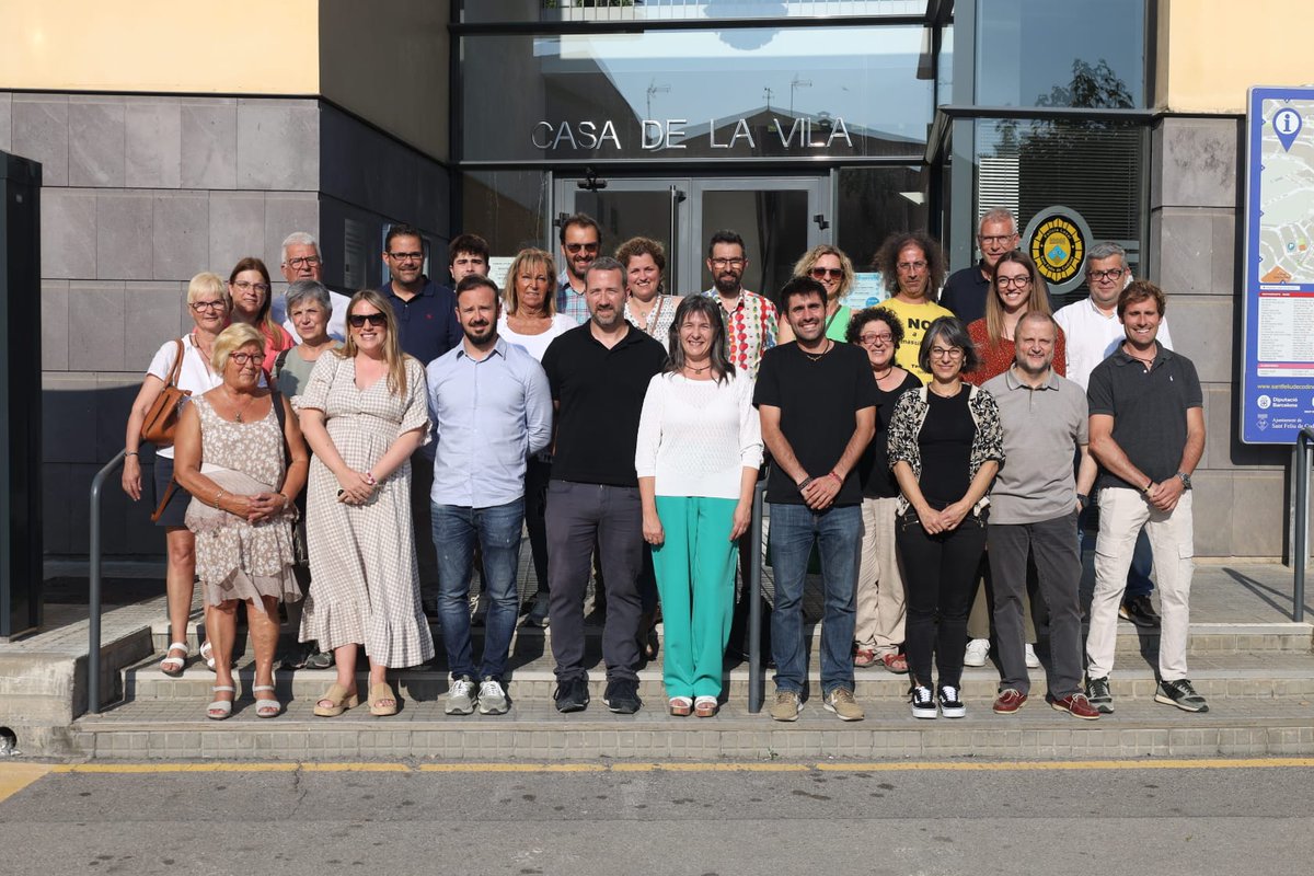 🟢🔵 <a href="/PrimariesSFC/">Primàries Codines</a>  i <a href="/JuntsperCodines/">Junts Sant Feliu de Codines</a> Han signat fa uns minuts el pacte de govern que farà alcalde <a href="/polcabuti/">Pol Cabutí i Borrell</a> aquest dissabte.

📸Marta Vázquez