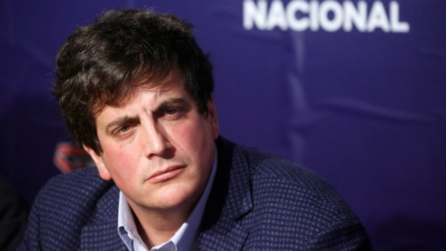 Cooperativa's tweet photo. #CooperativaContigo Schalper confirmó que los resultados del Simce 2022 serán incluidos en la acusación constitucional contra Ávila: "Es una expresión más de la incapacidad del ministerio de cumplir los más mínimos deberes legales" https://t.co/6jKLG5HfvR https://t.co/hMVtEpgXIe