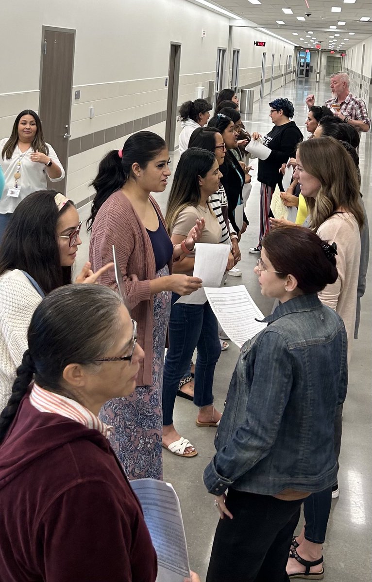 José (@jrobles_jose) on Twitter photo Mucha collaboration and learning está pasando en la Biliteracy Academy at Denton ISD <a href="/DUALDENTON/">DUAL DENTON</a> <a href="/jmmatt2005/">Mike Mattingly</a> <a href="/GinningsElem/">Ginnings Elementary</a> Mucha collaboration and learning está pasando en la Biliteracy Academy at Denton ISD <a href="/DUALDENTON/">DUAL DENTON</a> <a href="/jmmatt2005/">Mike Mattingly</a> <a href="/GinningsElem/">Ginnings Elementary</a>