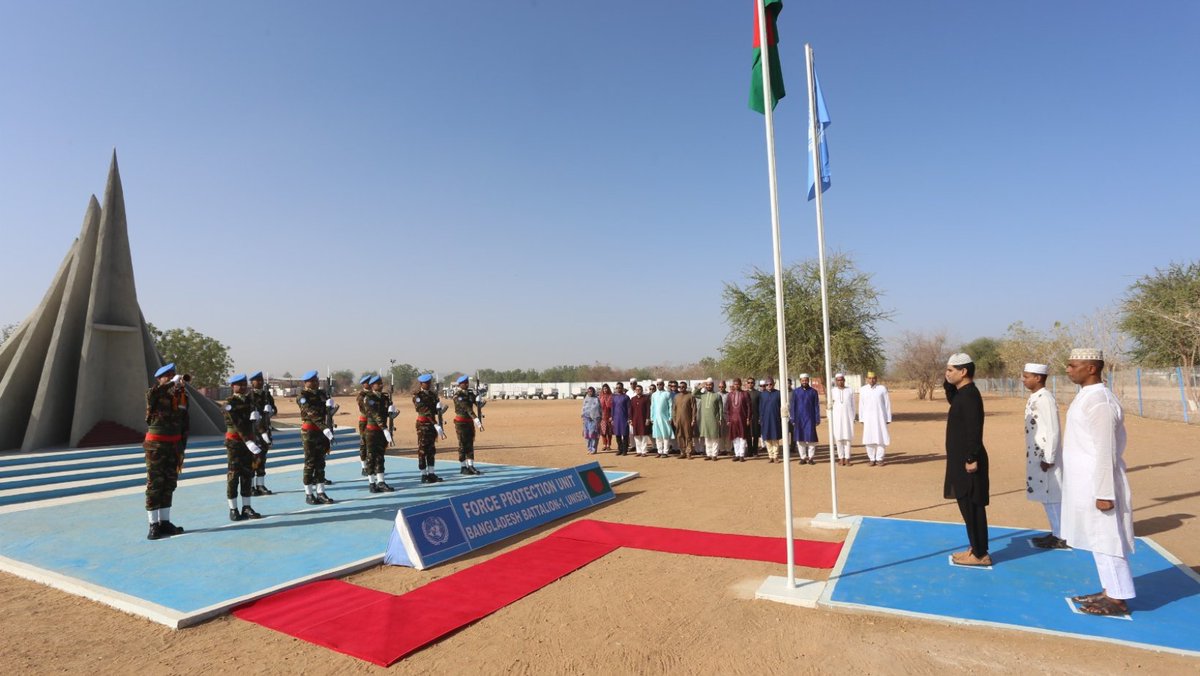banbatt1_UNISFA's tweet photo. BANBATT peacekeepers celebrated Eid ul-Fitr in #kadugli #Sudan on 21 April 2023. The joyous occasion bolstered the peacekeepers' morale while they were away from their families.
πΊπ³ποΈπ§π©
#unisfa_1 #UN #peacekeeping #bdarmy #peacekeeper #EidUlFitr2023 #banbatt #jbvmm https://t.co/q8zbeb8rkw
