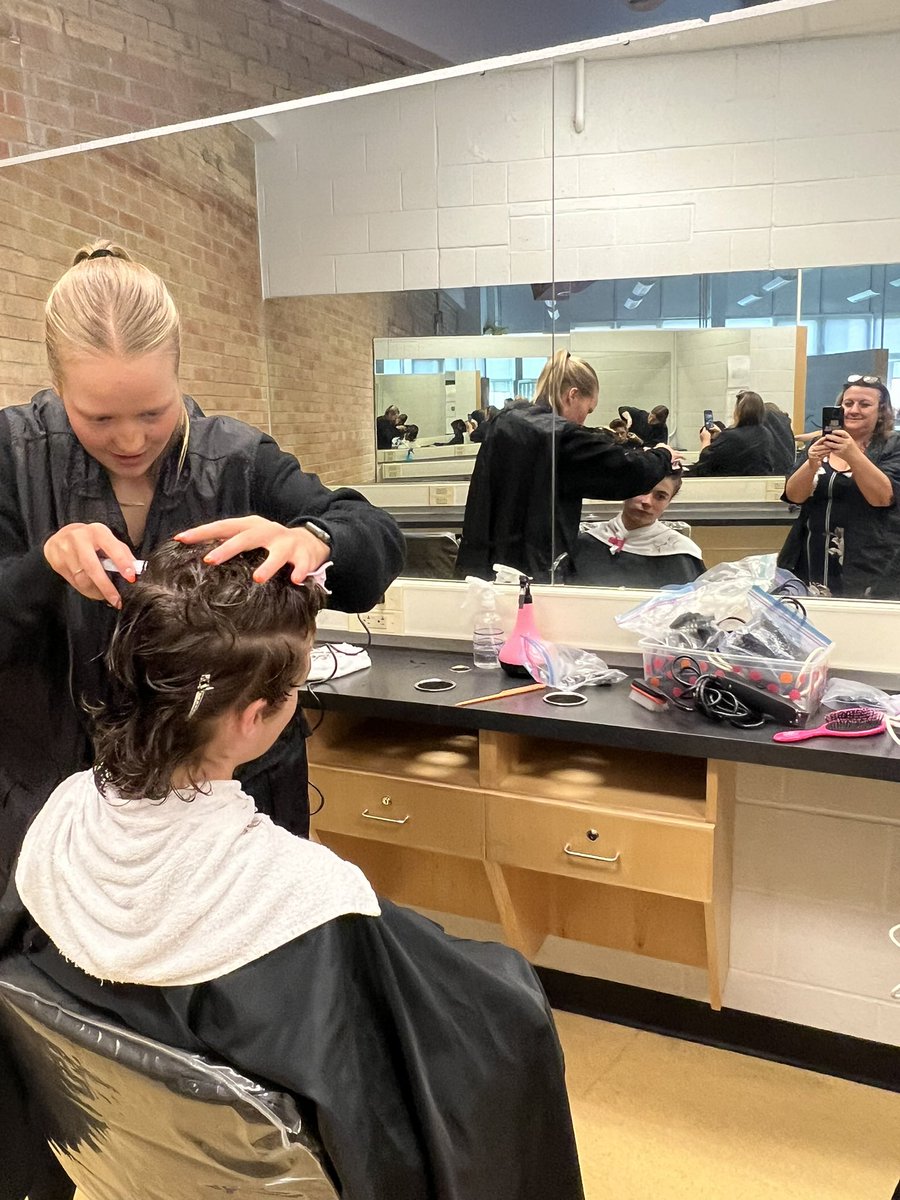 Cosmo_cci_'s tweet photo. CCI, Grade 12 students using the hair cutting skills# https://t.co/MyQX2OmzVv