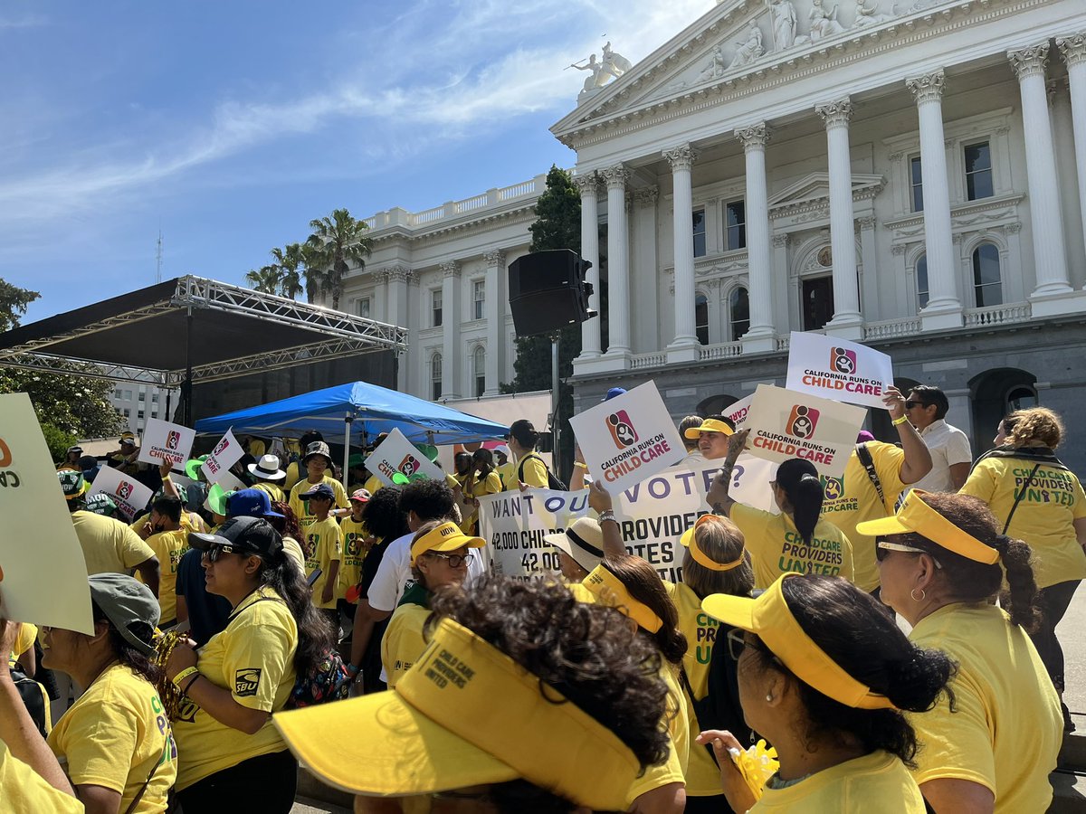 1,000s of #childcare providers from all over CA at the Capitol now with @CCPUCalifornia fighting for: 💥Livable wages 💥Retirement benefits 💥Ongoing health care 💥Paid time off And more!