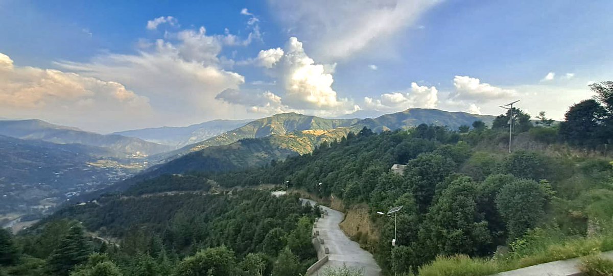 Maha_shah_'s tweet image. Suhana mosam 🌧️☔️⛈️ 
#upperdir