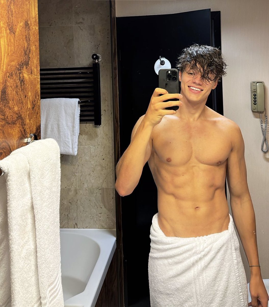 Pup took a bath 🛀