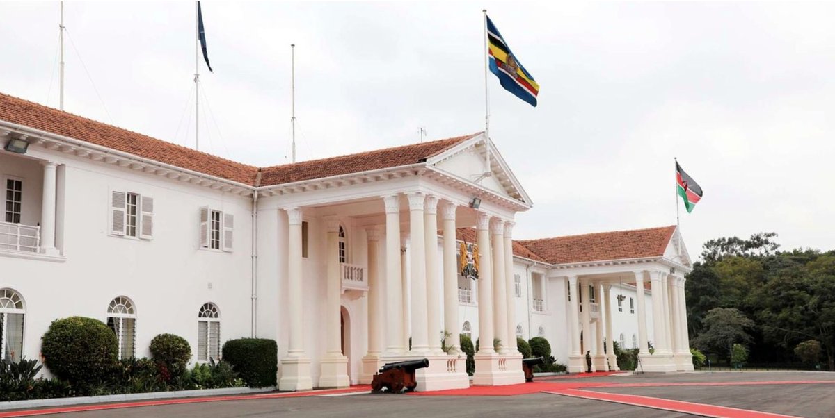 ntvkenya's tweet photo. Ruto, Gachagua, Mudavadi offices to get additional Sh3.4 billion

https://t.co/5WMxOEMFNc https://t.co/xN9PBd4Ij5